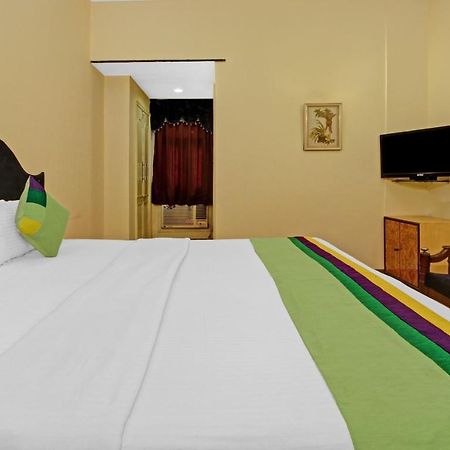 Treebo Mira Inn Калькутта Экстерьер фото