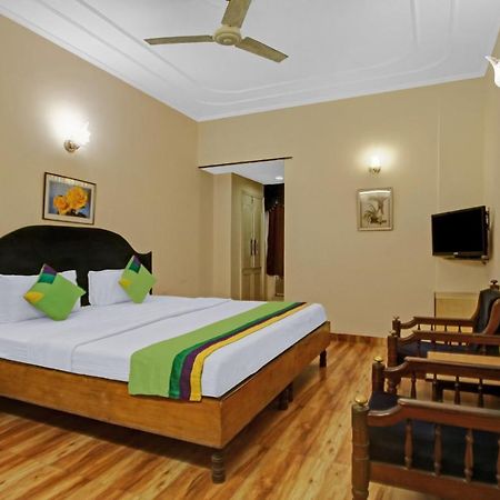 Treebo Mira Inn Калькутта Экстерьер фото