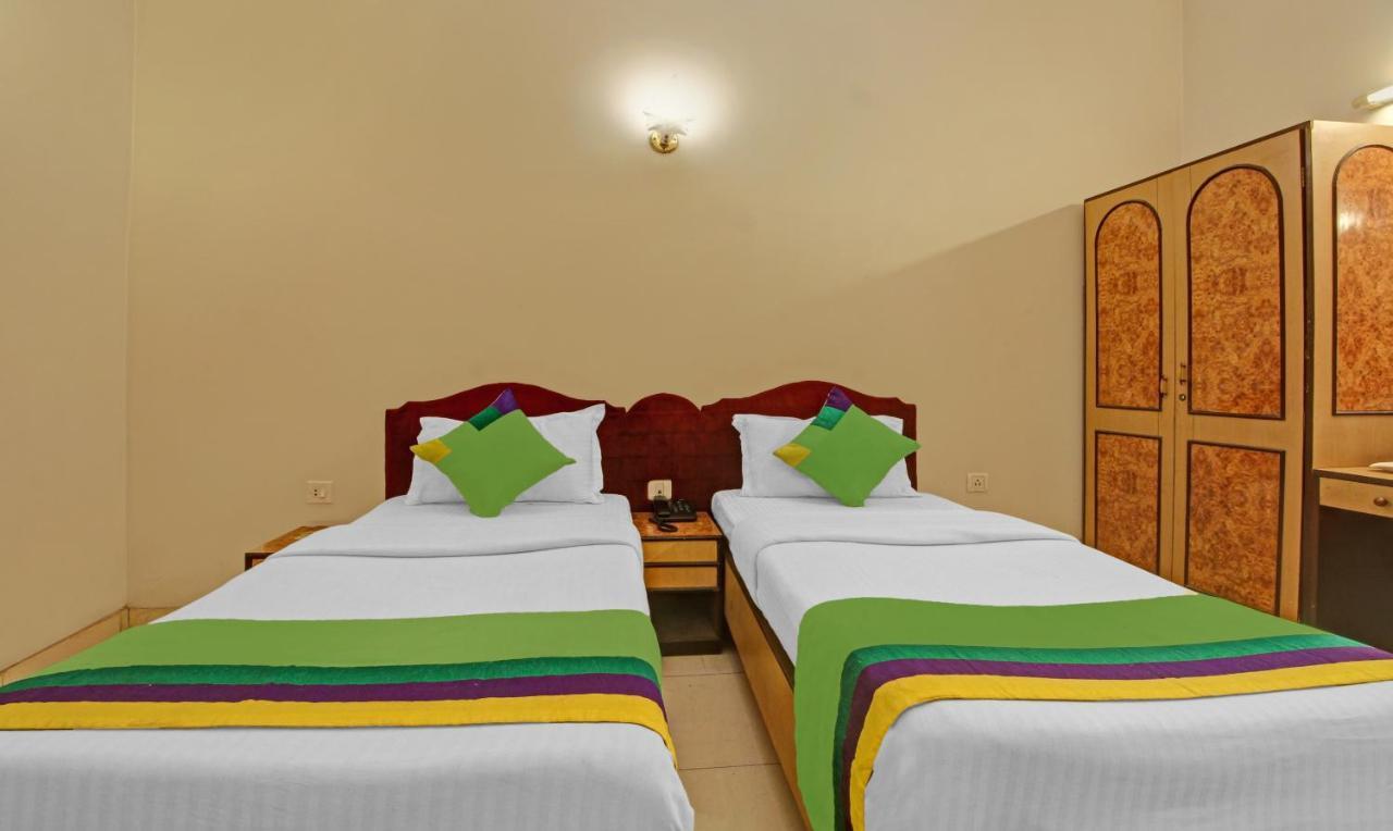 Treebo Mira Inn Калькутта Экстерьер фото