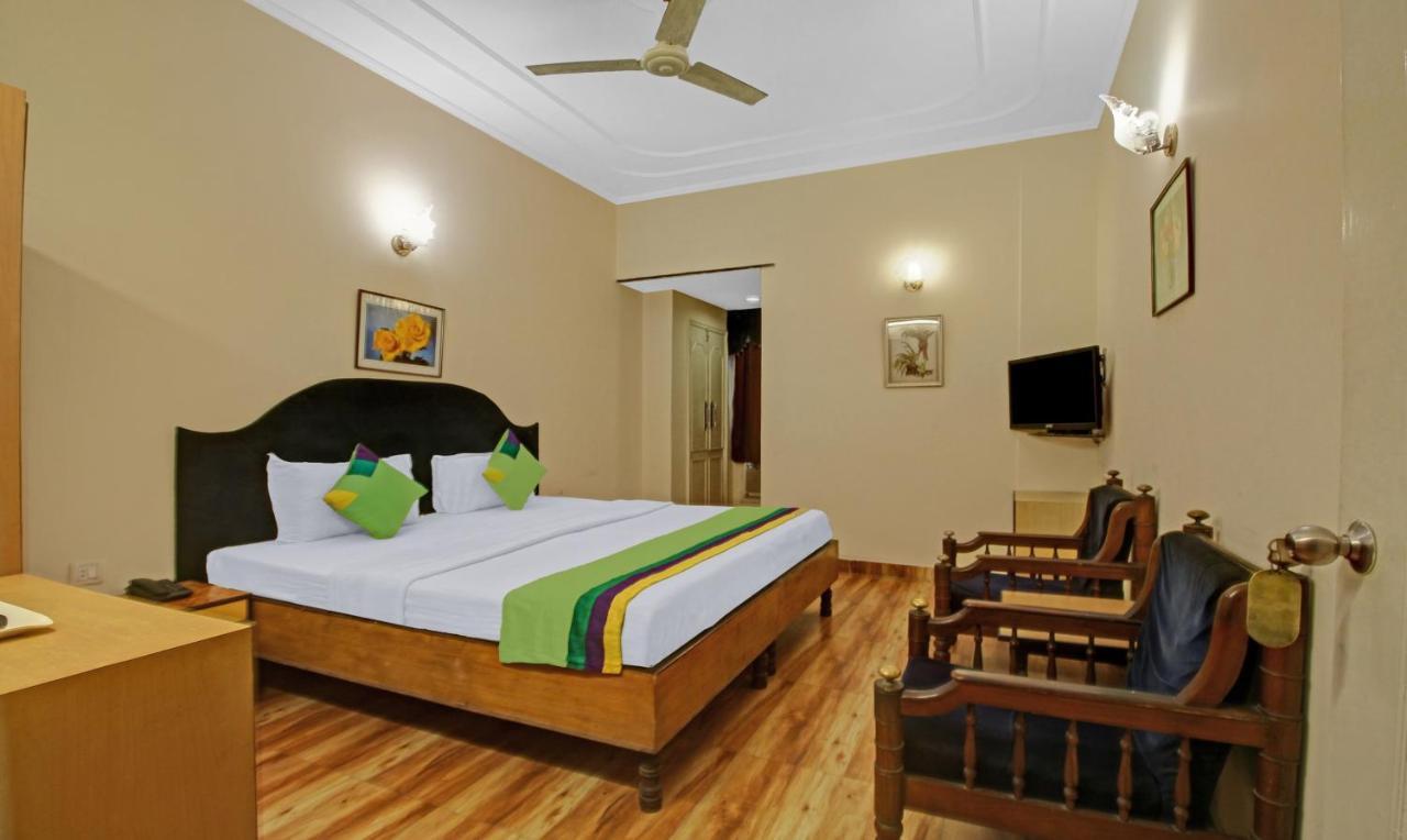 Treebo Mira Inn Калькутта Экстерьер фото